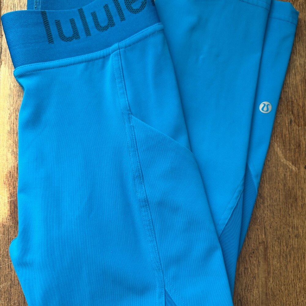 Lululemon Logo Waistband High Rise Training Crop 21" - Poolside blue Size 2